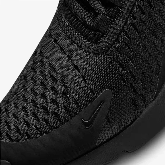 Nike Air Max 270 All Black - Picture 11 of 14